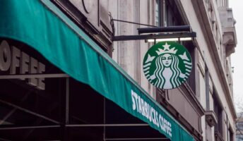 Starbucks: Return to office